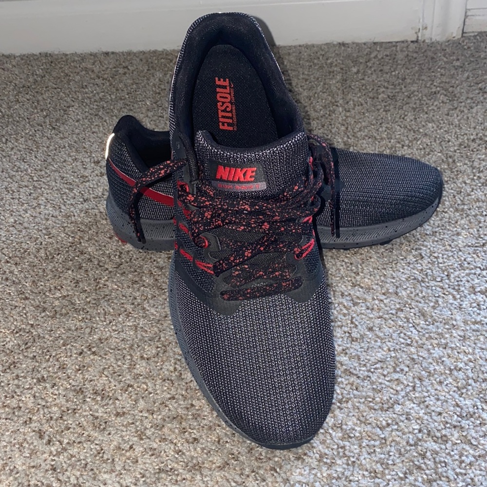Nike RUN SWIFT -Size 11